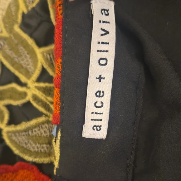 Alice + Olivia High Waist Red and Blue Shorts - Picture 5 of 8